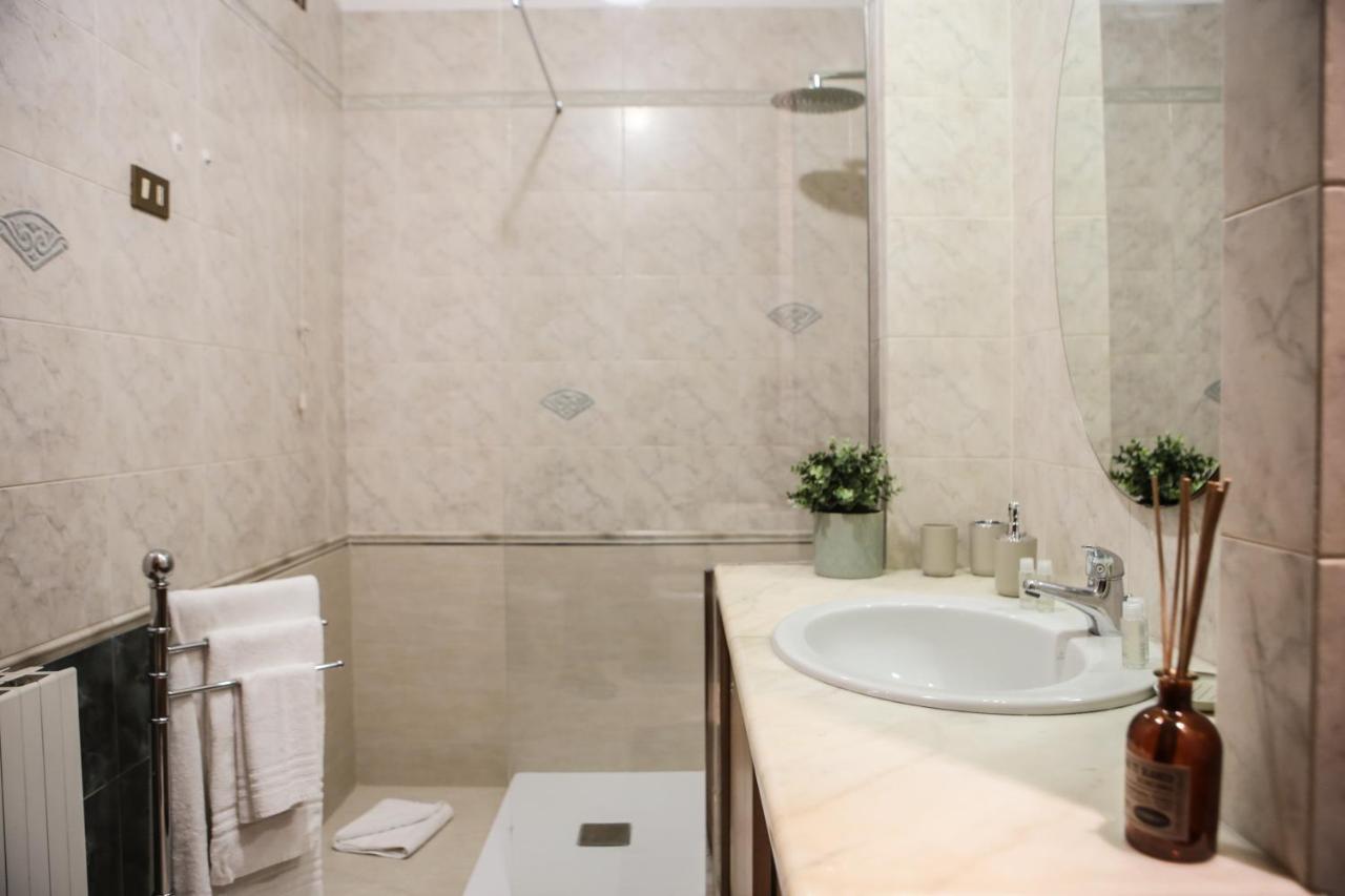 Appartement Monreale House à Cagliari Extérieur photo
